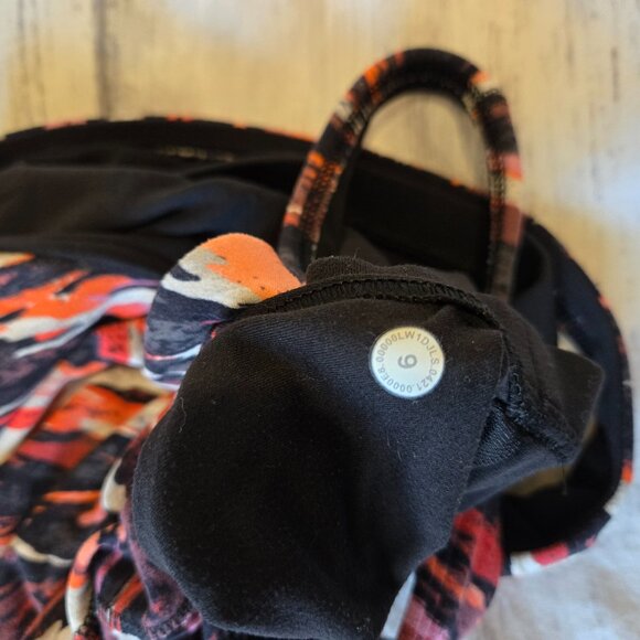 lululemon Align tank Black and Red - Picture 3 of 3